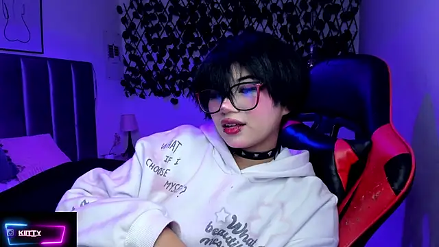 kitty_gang - Kitty_Gang's free webcam - UK Sex Cams