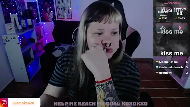 Bdsm_and_fries webcam