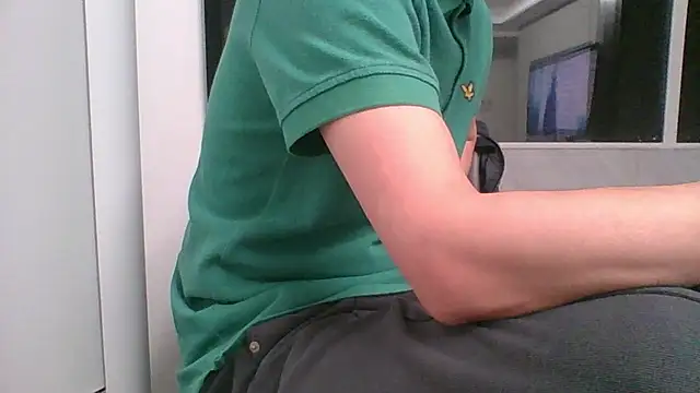 nole_china7 (Ask my age) - talk / fun / cum