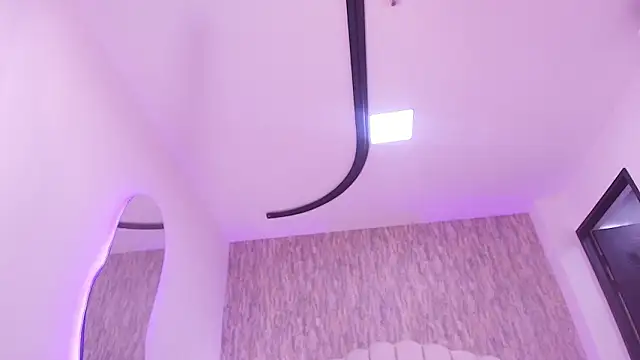 raven_lilith_ webcam