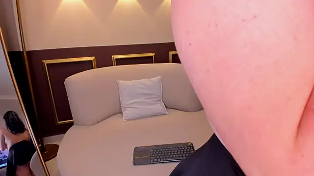 josieskies_ - Josieskies_'s free webcam - UK Sex Cams