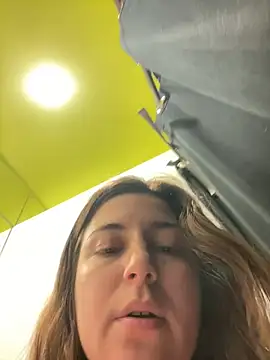 kate_nicepops999114 webcam