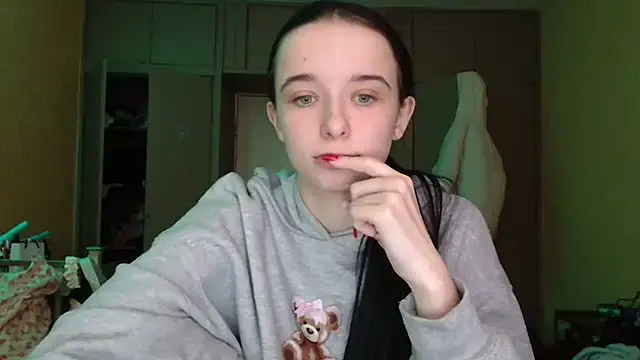 Emilia_Light webcam