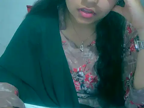 Cute_Aliyaa webcam