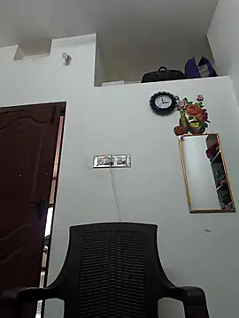 Tamil_Yalini12 webcam