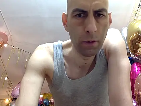 HandsomeAlfie webcam