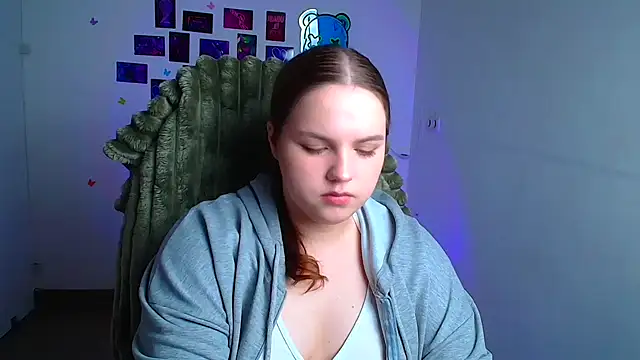 kitty_mia_kitty - Kitty_Mia_Kitty's free webcam