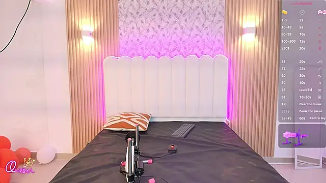 amira_alzahra (F teen) - Spank clit x10