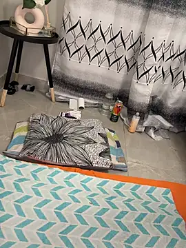 Webcam Model (Nicole_bash)  is live.Free join now!