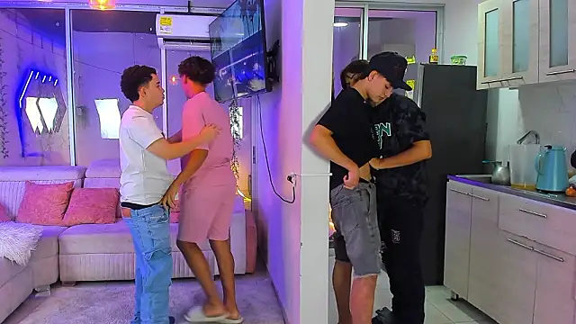 Houseofwarrios webcam