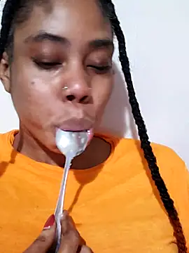 HONEYSWEETS_LIVE webcam