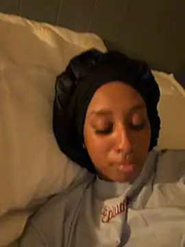 Your_Paris's live cam