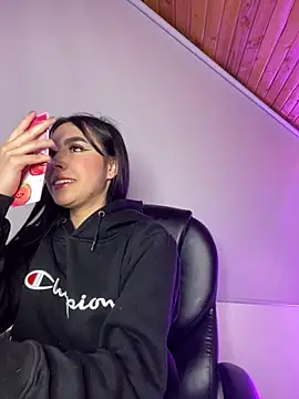 scarlett_pinkk1 webcam