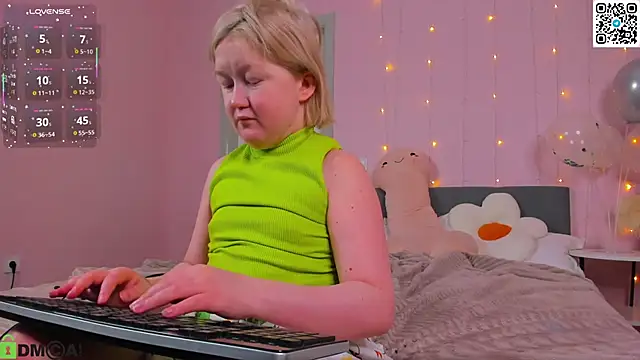 Sara_Robinson webcam