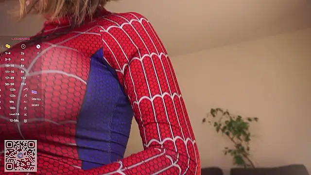 RoxannaCarver from StripChat is Freechat