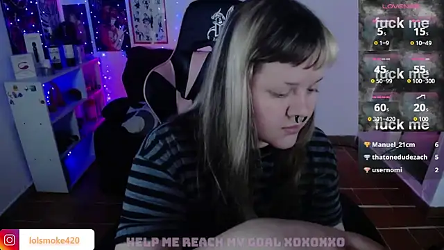 Bdsm_and_fries webcam