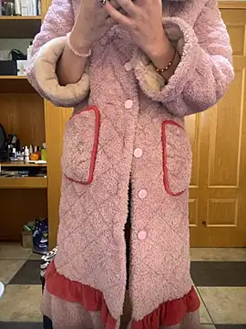 美女xiuchun100在线直播