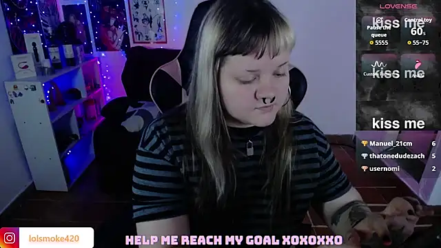 Bdsm_and_fries webcam