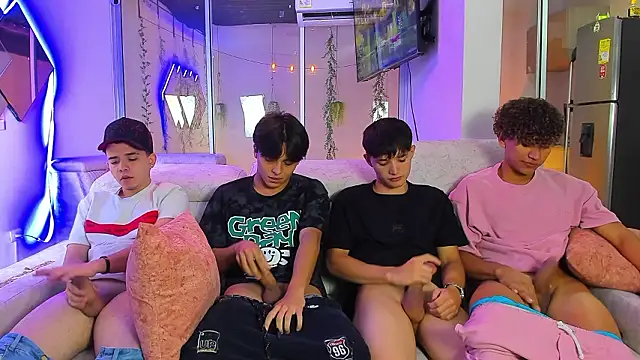 Houseofwarrios webcam