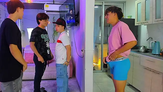 Houseofwarrios webcam