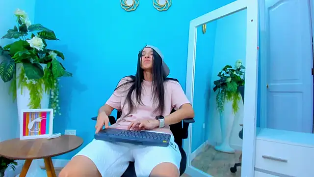 ViictoriiaSaenz webcam