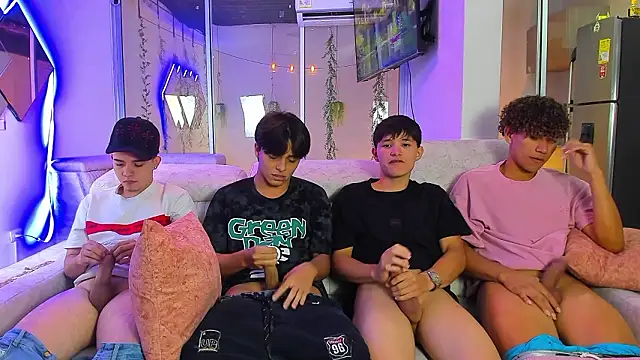 Houseofwarrios webcam