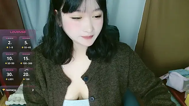 美女sallybing在线直播