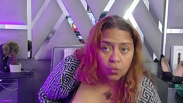 MonzerratBoyer webcam