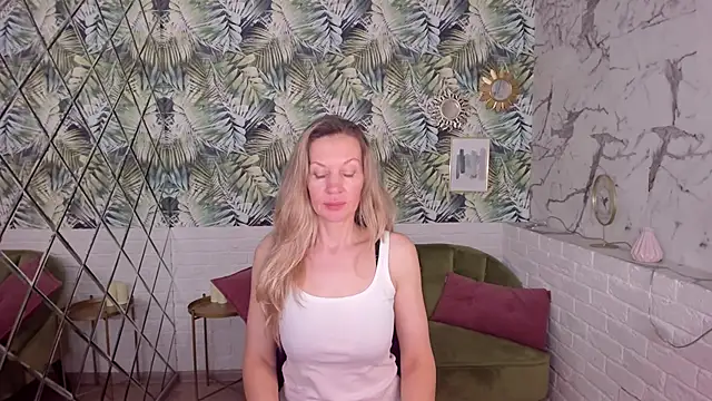 NancyGrace live sex cam