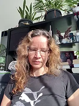 annikarose - AnnikaRose's free webcam - UK Sex Cams