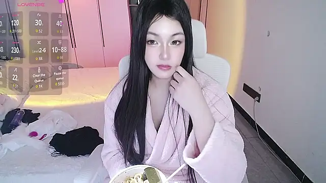 美女BeiBeiiiii在线直播