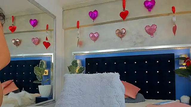 YasmineDelight webcam