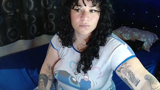 ANGELIQUE_KLANE webcam