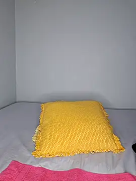 CertifiedhottieXOXO webcam