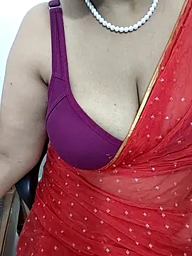 Webcam Model (Tamil_aishu09)  is live.Free join now!