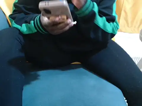 leslysexygirl webcam