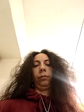 naughty69curls webcam