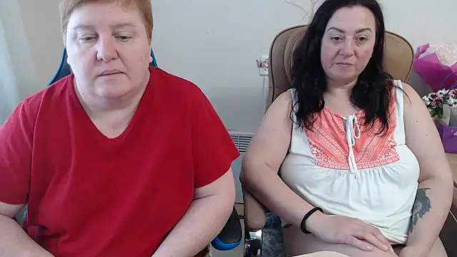 Bertie_Adeline webcam