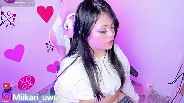 Ahri_Elderwood webcam