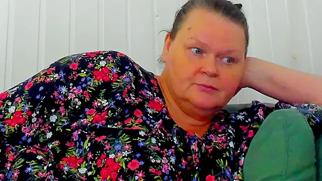 MilanaBiegert webcam