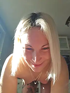 Sunny-Sin webcam