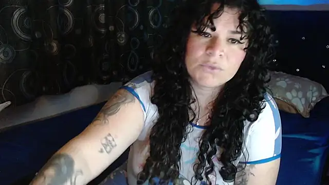 ANGELIQUE_KLANE webcam