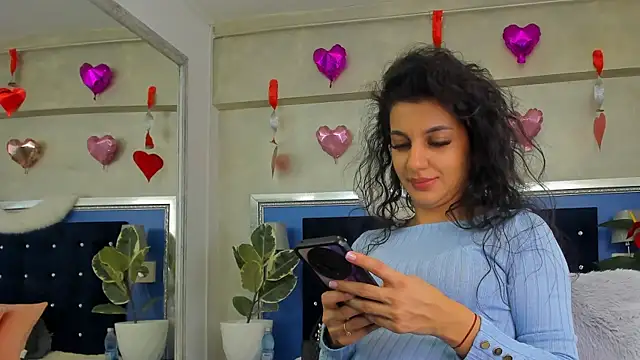 YasmineDelight webcam