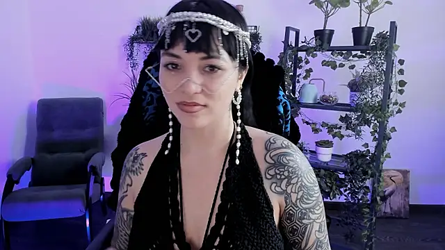NeoGeisha webcam