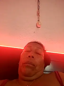 Ruby-Hot-Milf webcam