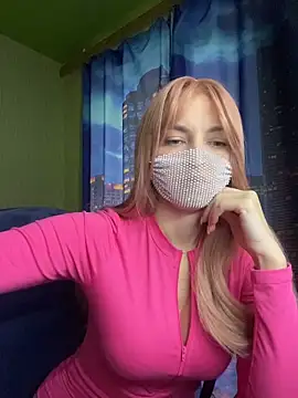 SophieBlackwood webcam