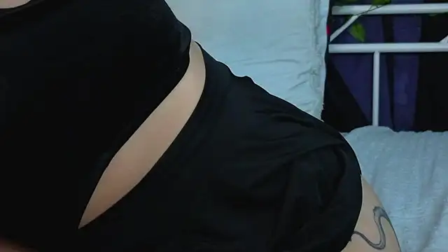 Scarlettsrorm webcam