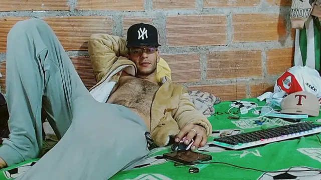 Alphamaster_92 webcam