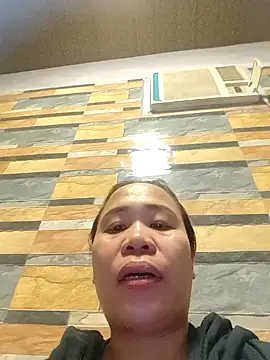 squirtshantal webcam