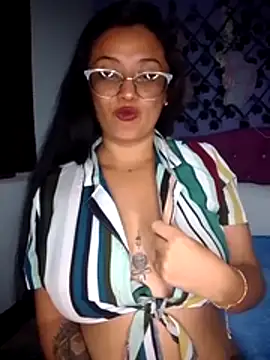 sophie-hot- - Sophie-Hot-'s free webcam - UK Sex Cams